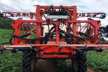 PULVERIZADOR KUHN RANGER 2000 e 3000 lts 