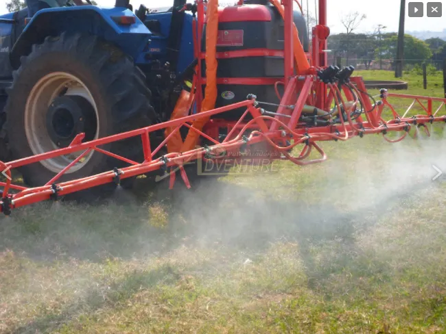 PULVERIZADOR ÁGUIA 600 LITROS SEMI-HIDRÁULICA AM-12/14