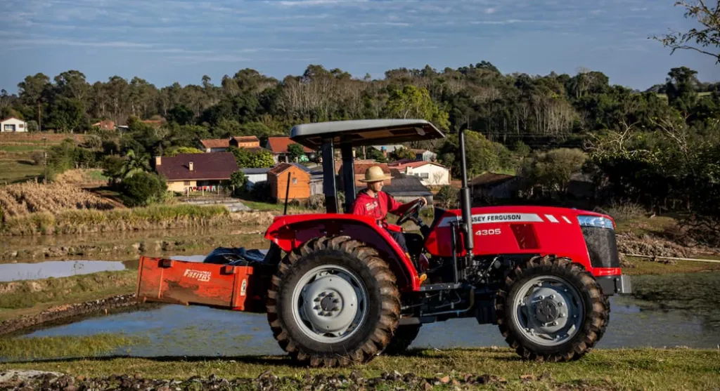 TRATOR MASSEY FERGUNSON SÉRIE MF 4300 - MF 4305