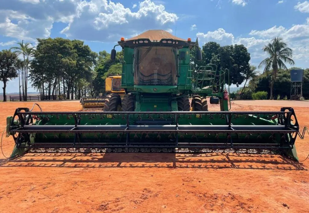  Colheitadeira John Deere S550