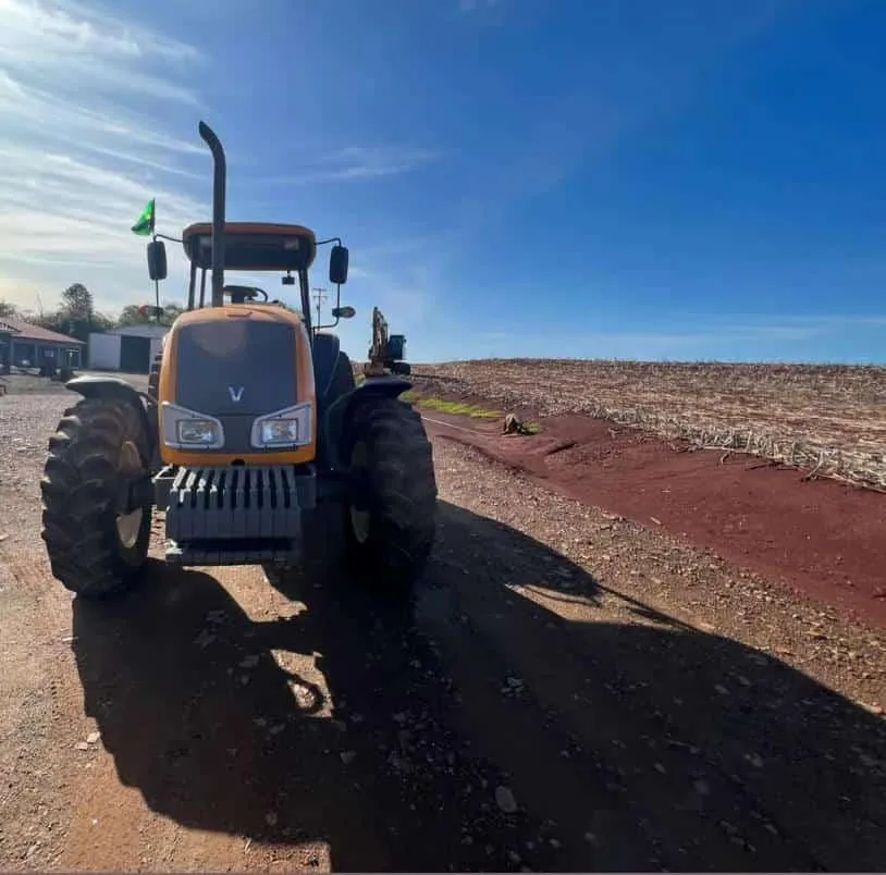 Trator Valtra BM 125i