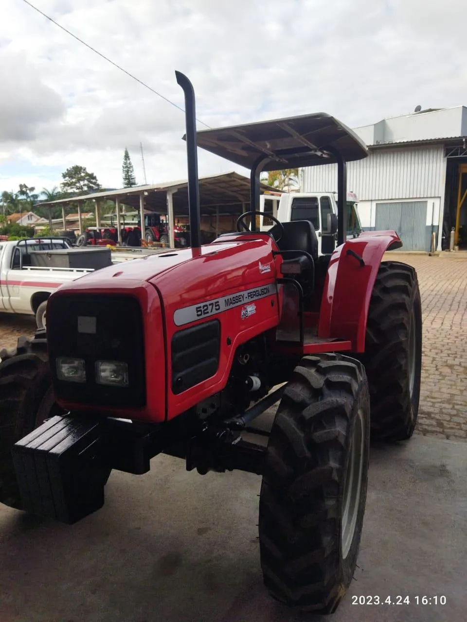 TRATOR MASSEY FERGUSON 5275