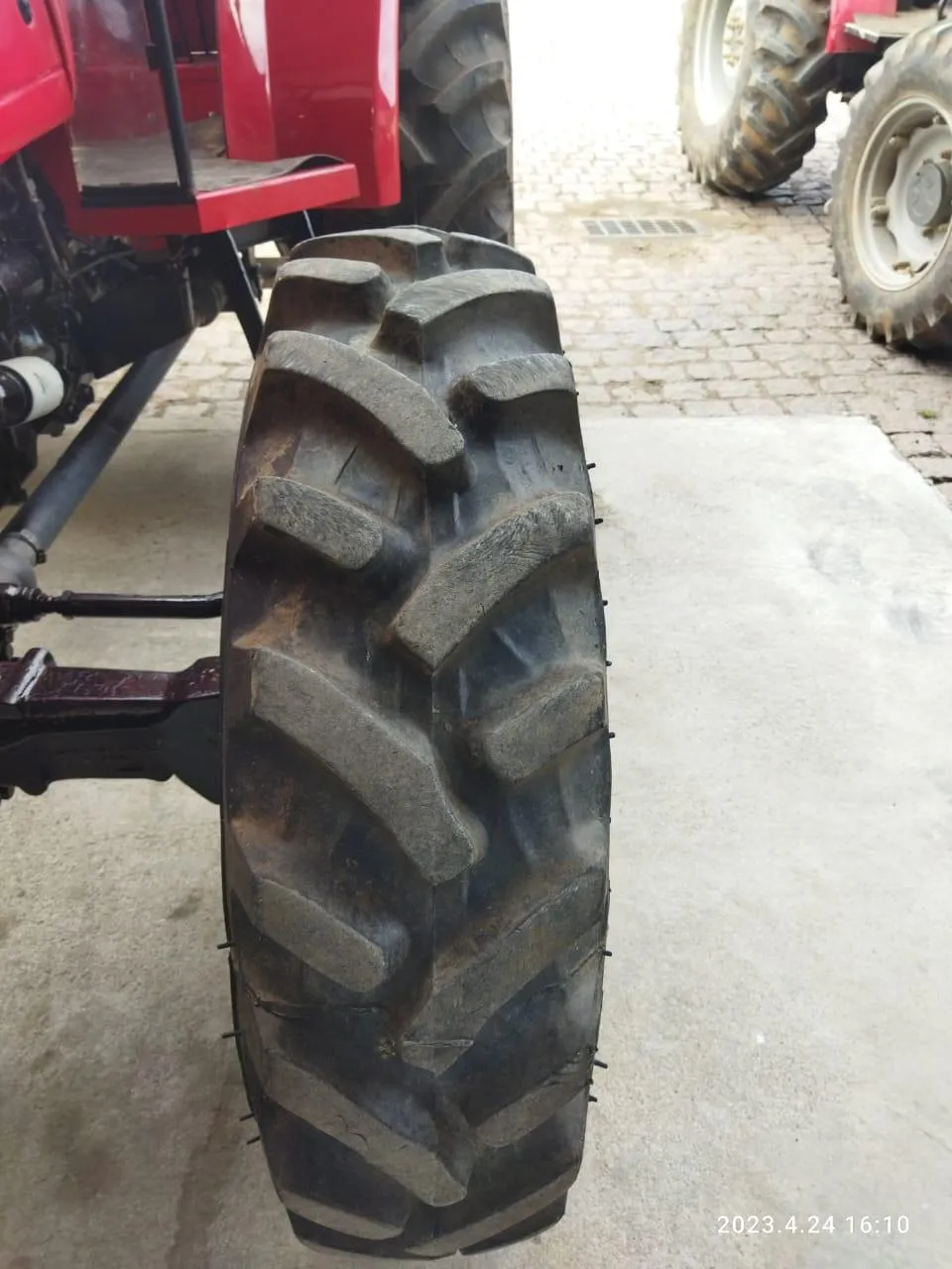 TRATOR MASSEY FERGUSON 5275