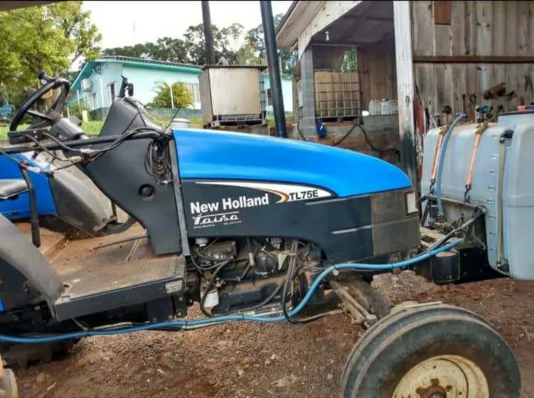 TRATOR NEW HOLLAND TL 75 ANO 2003