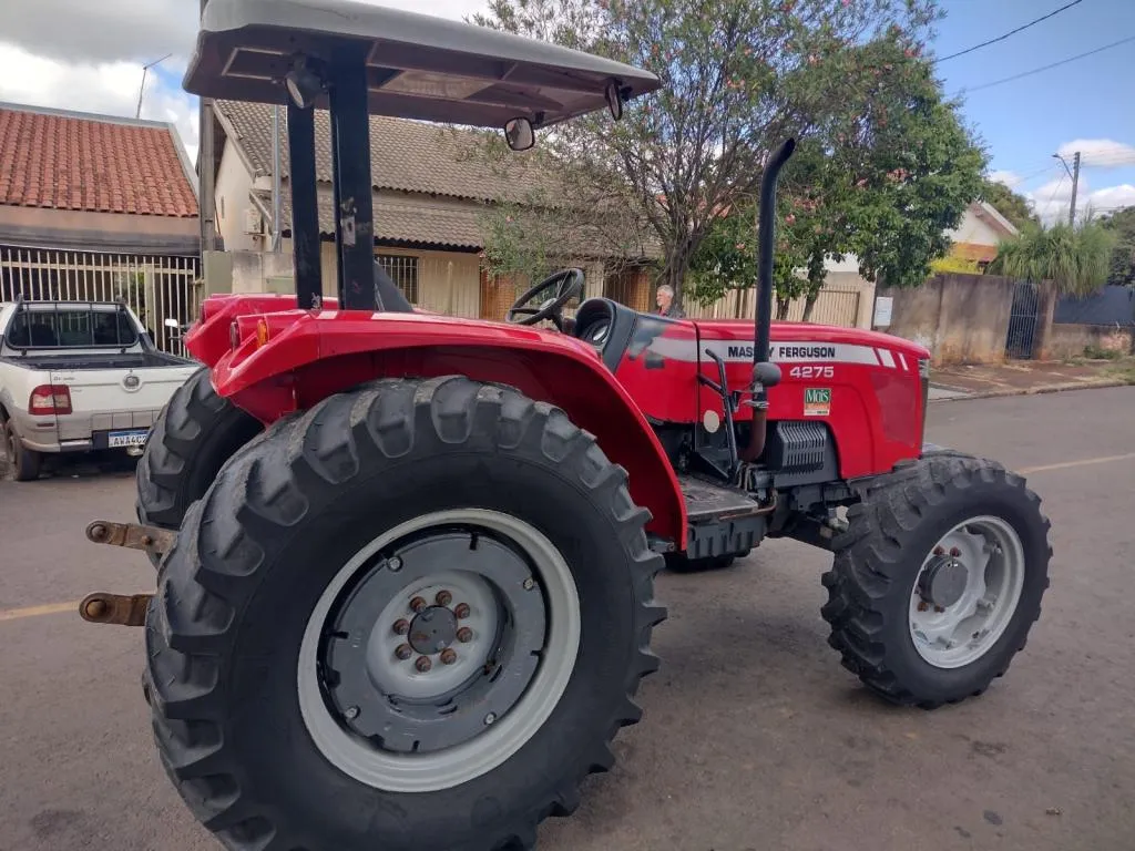 Trator Massey Ferguson 4275