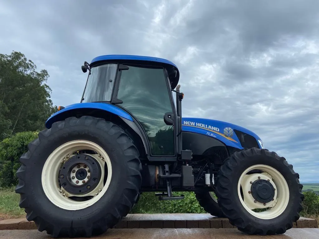 TRATOR New Holland TL 5.80 ANO 2019