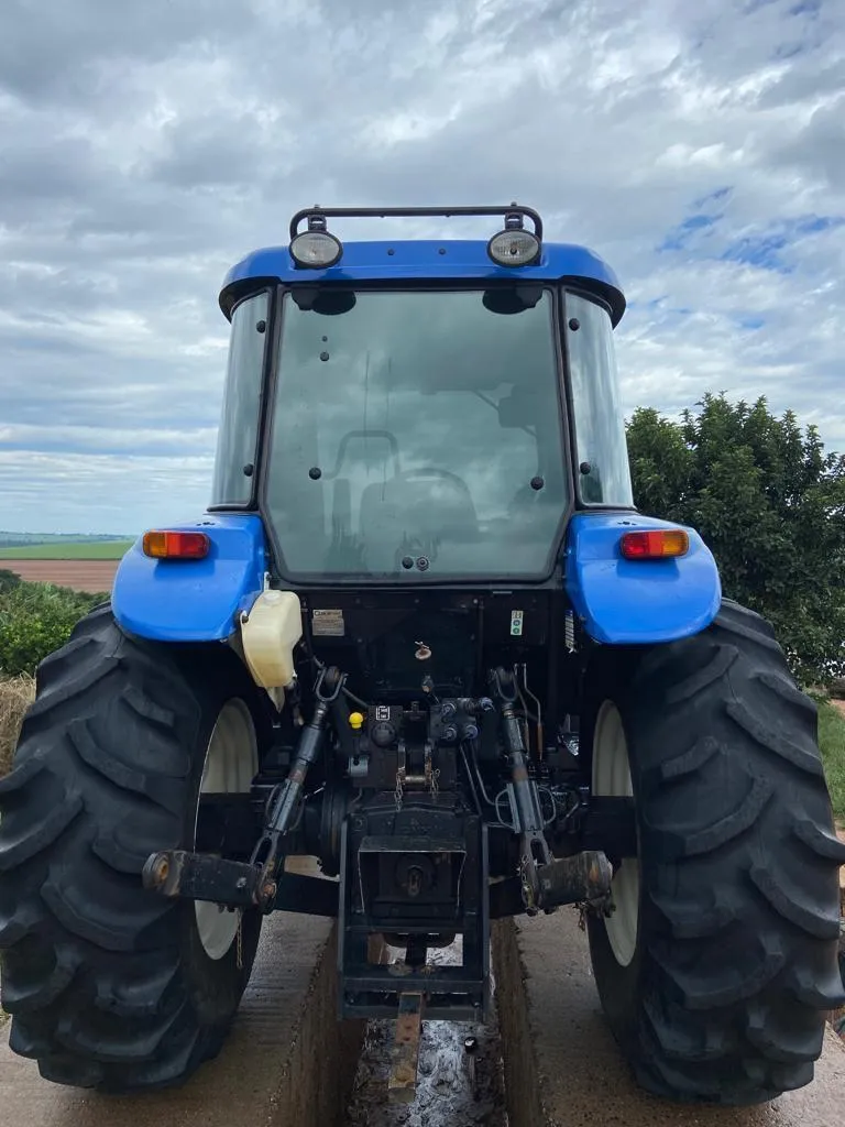 TRATOR New Holland TL 5.80 ANO 2019