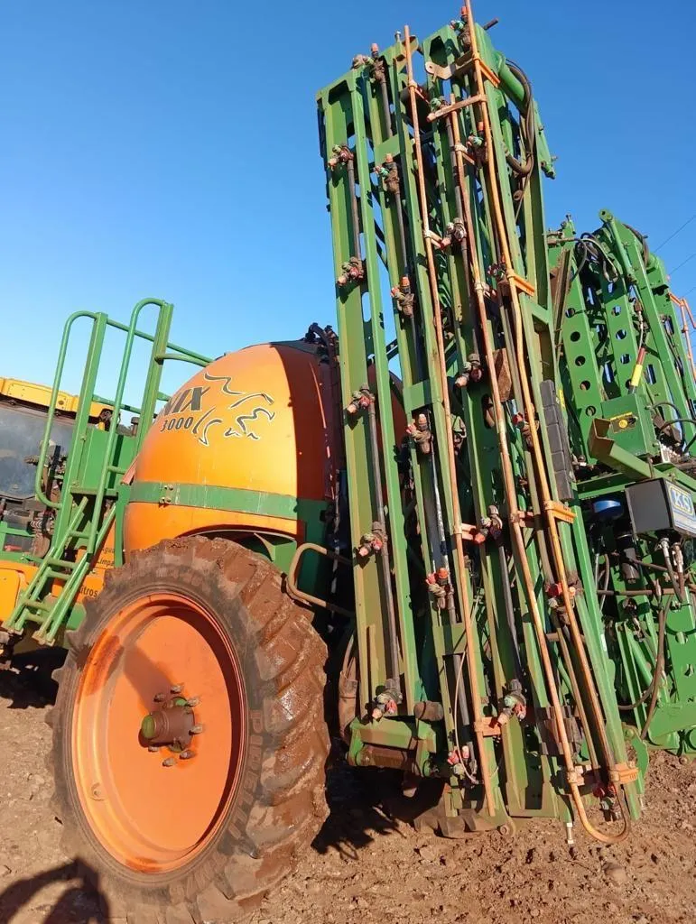 Pulverizador Arrasto Stara Fenix 2000
