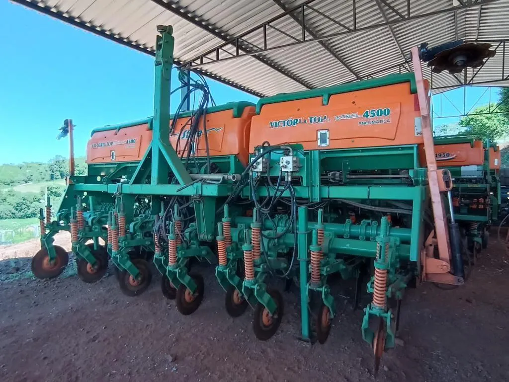 Plantadeira Stara  Victoria Top Control 4500