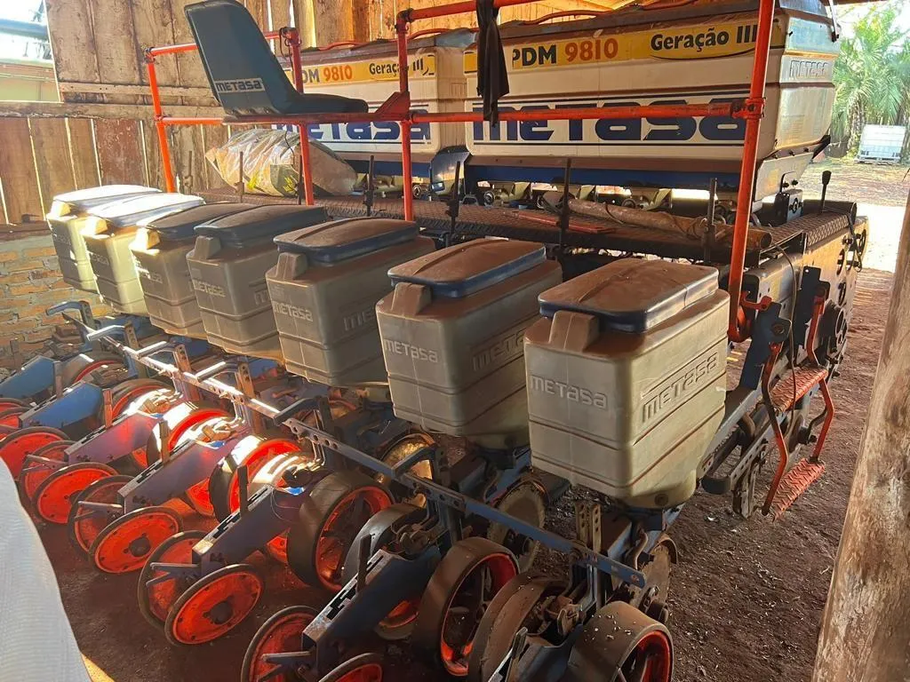 PLANTADEIRA METASA 7 LINHAS ANO 2004