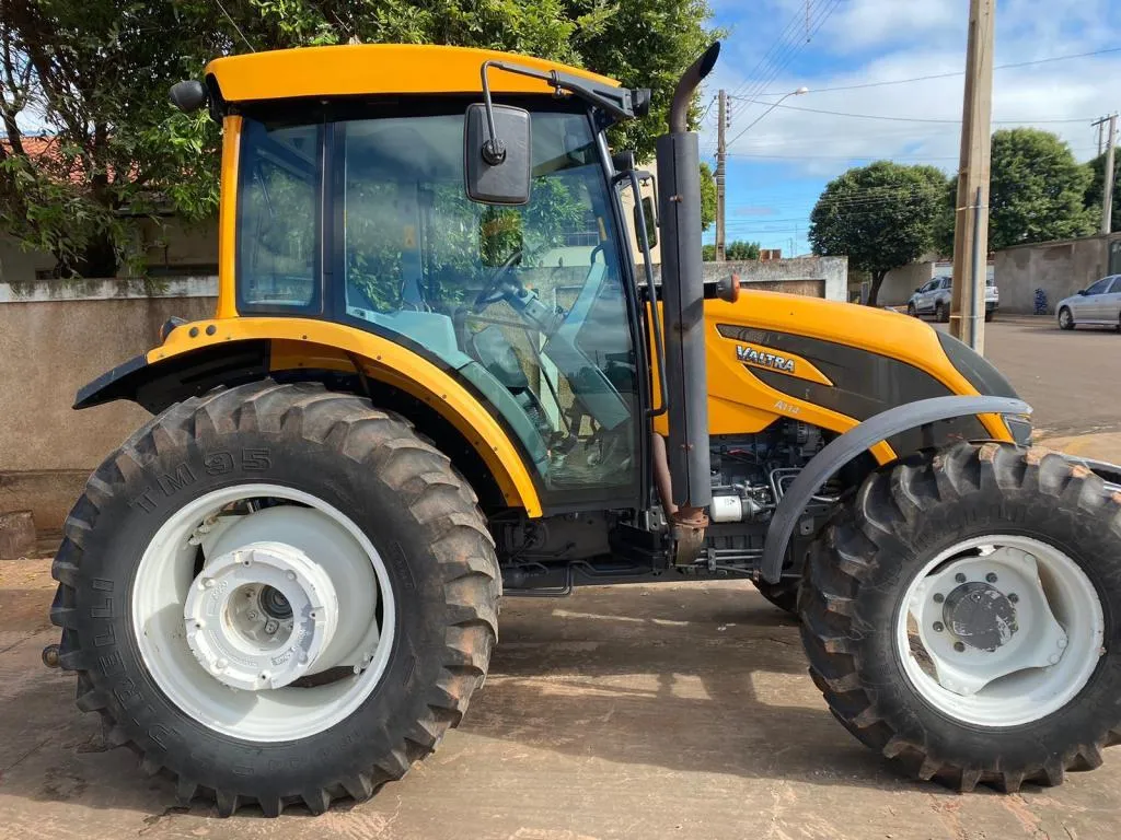 TRATOR VALTRA A114 ANO 2019