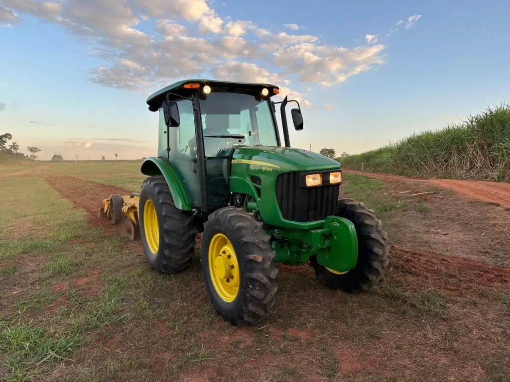 TRATOR JD 5078E ANO 2018