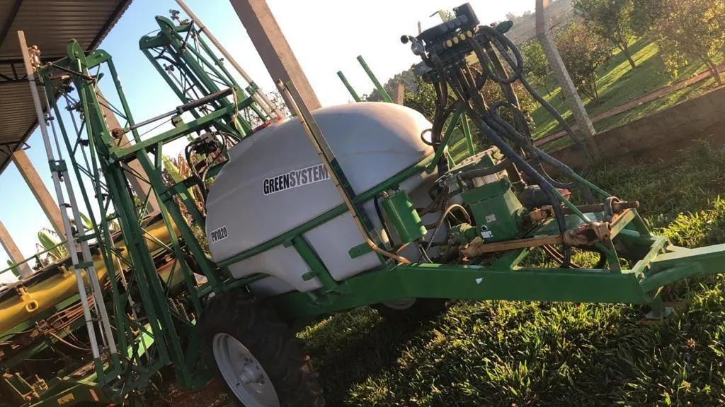 Pulverizador GreenSystem 2.000 LTS Ano 2020