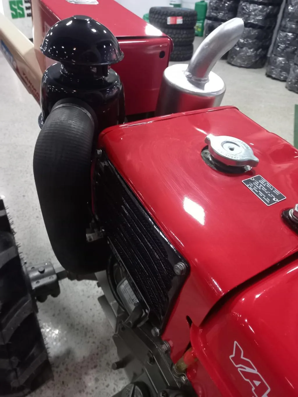 Micro Trator Yanmar TC14 Super Ano 2006 