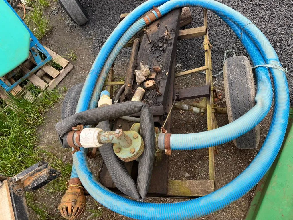 Bomba de irrigação Lanfredi 220 com mangote