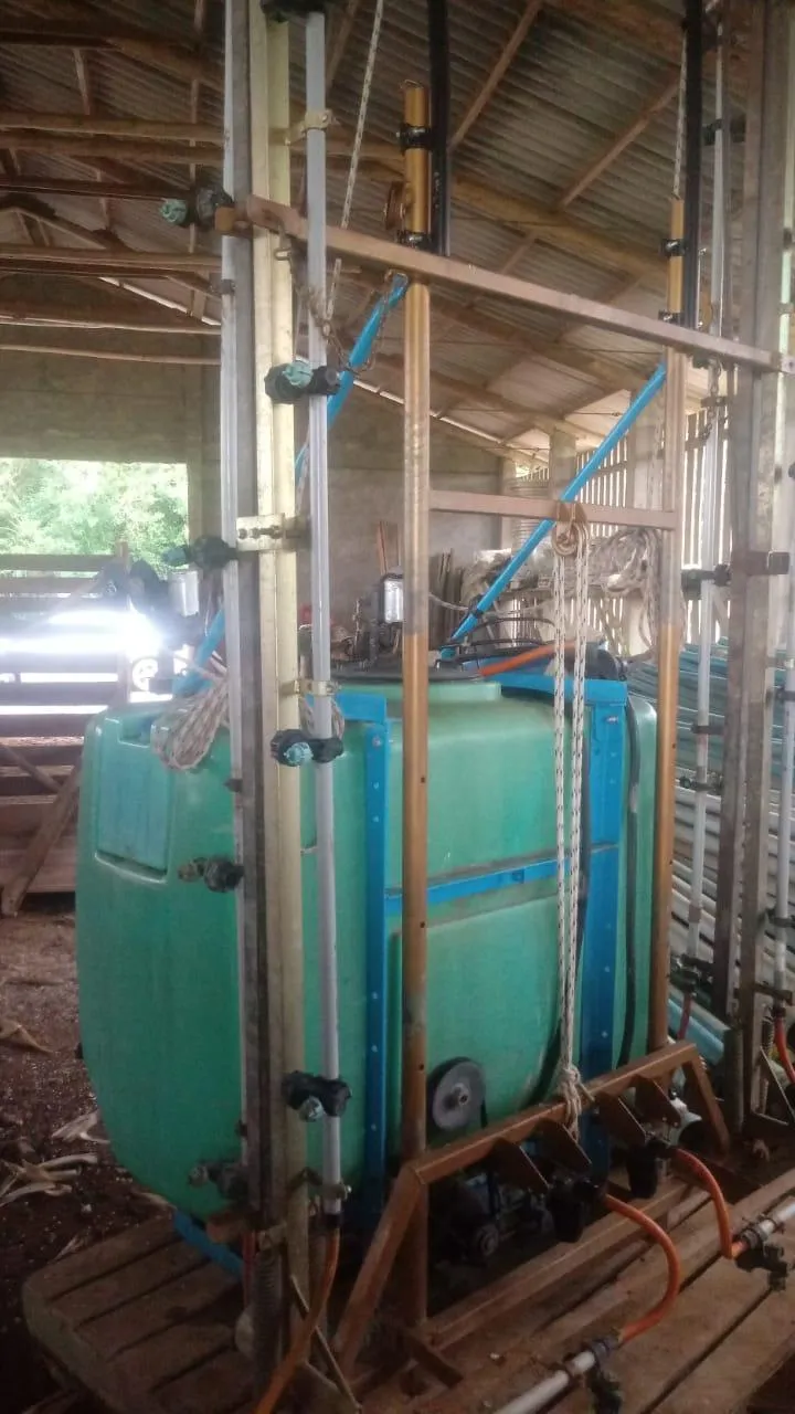 PULVERIZADOR MONTANA 680 LITROS ELETRICO