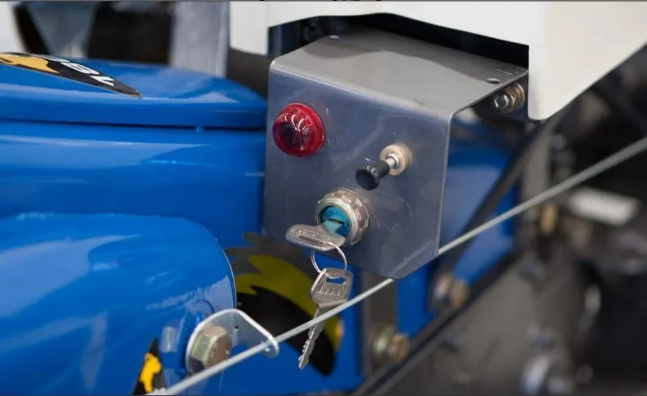 MICRO TRATOR COM PARTIDA ELETRICA 15CV