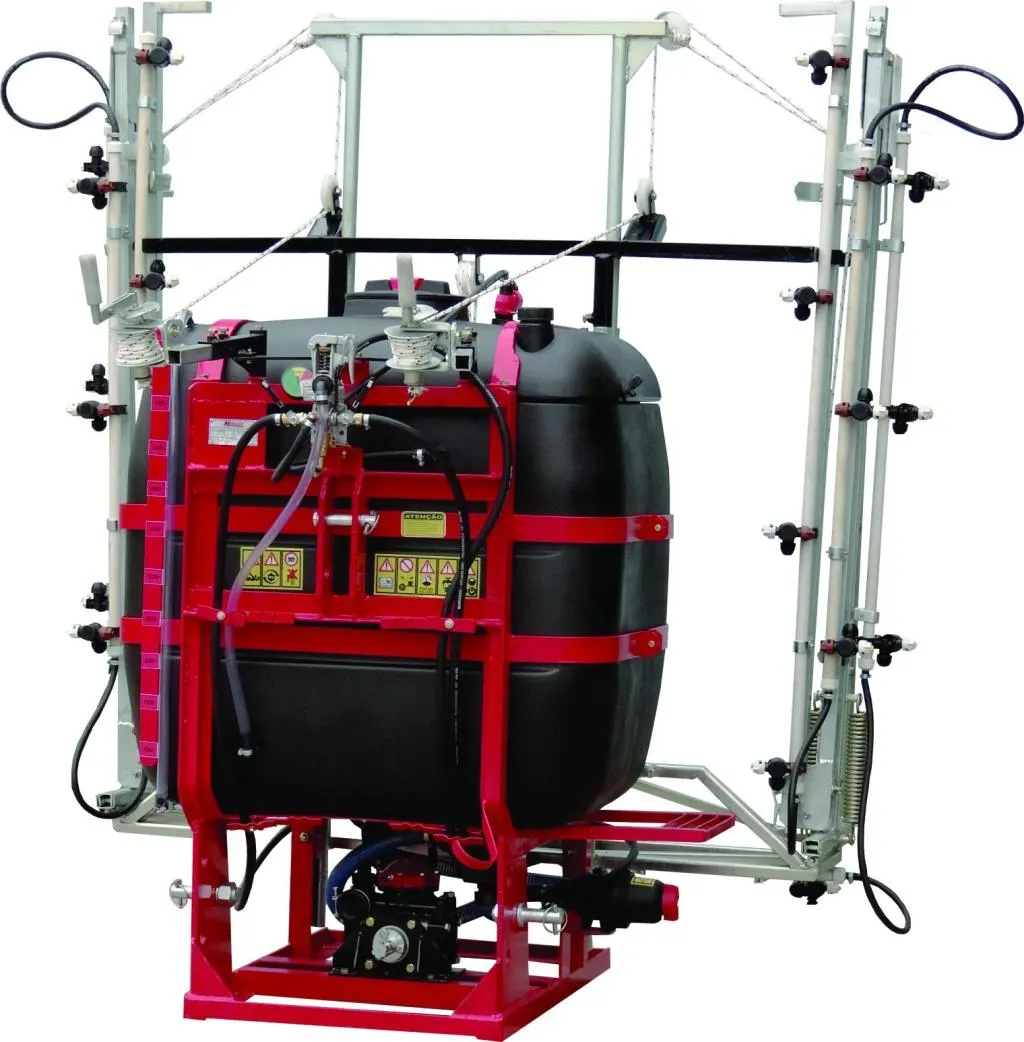 PULVERIZADOR PARA TRATOR 600 LITROS