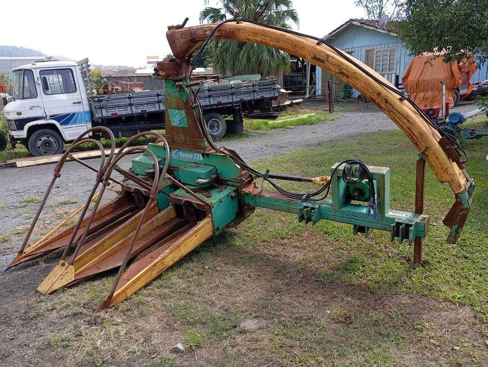 Ensiladeira JF duas linhas Double Z20