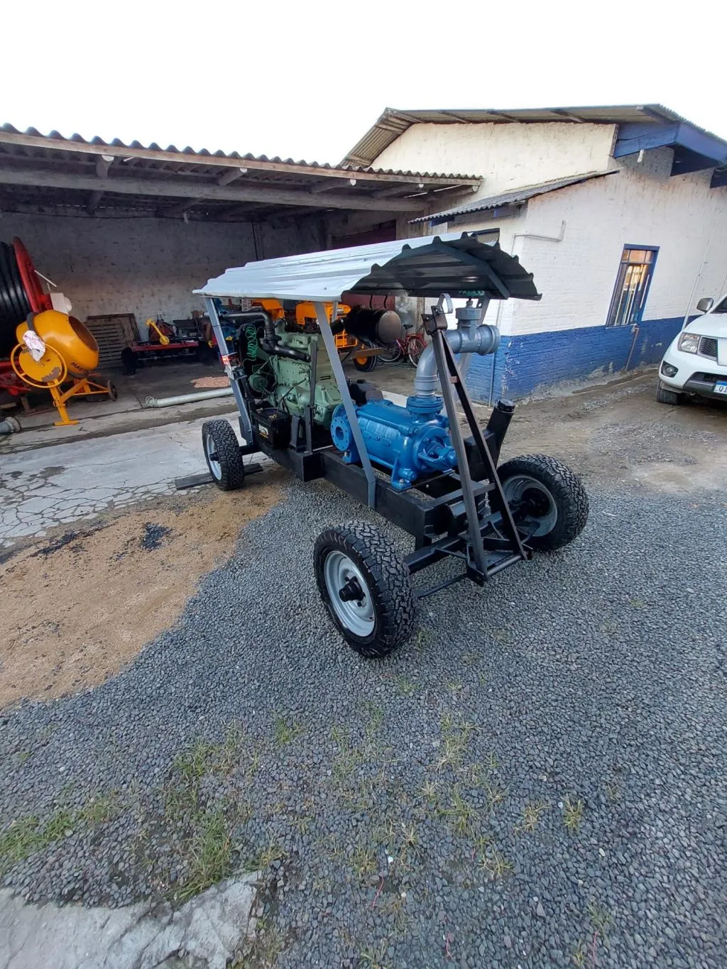 Conjunto  de Irrigação Top Motor  Mercedes 352 com 130 CVS de Potência KSB 5/ 100