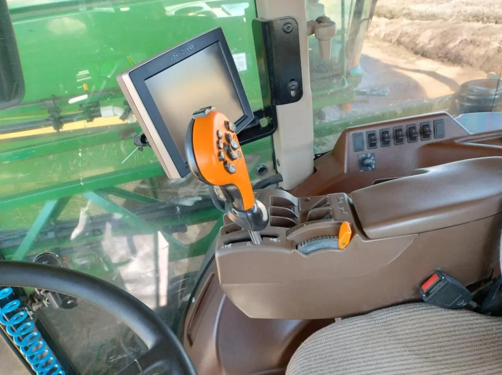 Pulverizador John Deere 4630 Ano 2014