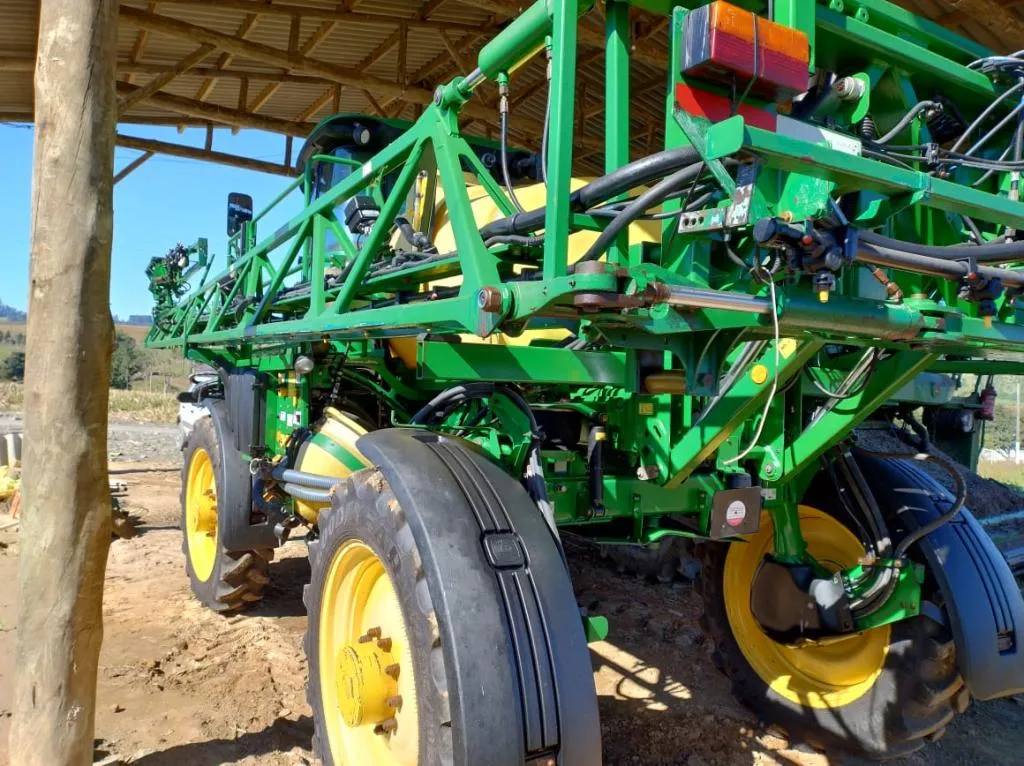 Pulverizador John Deere 4630 Ano 2014