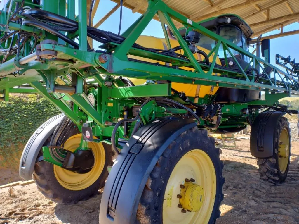 Pulverizador John Deere 4630 Ano 2014