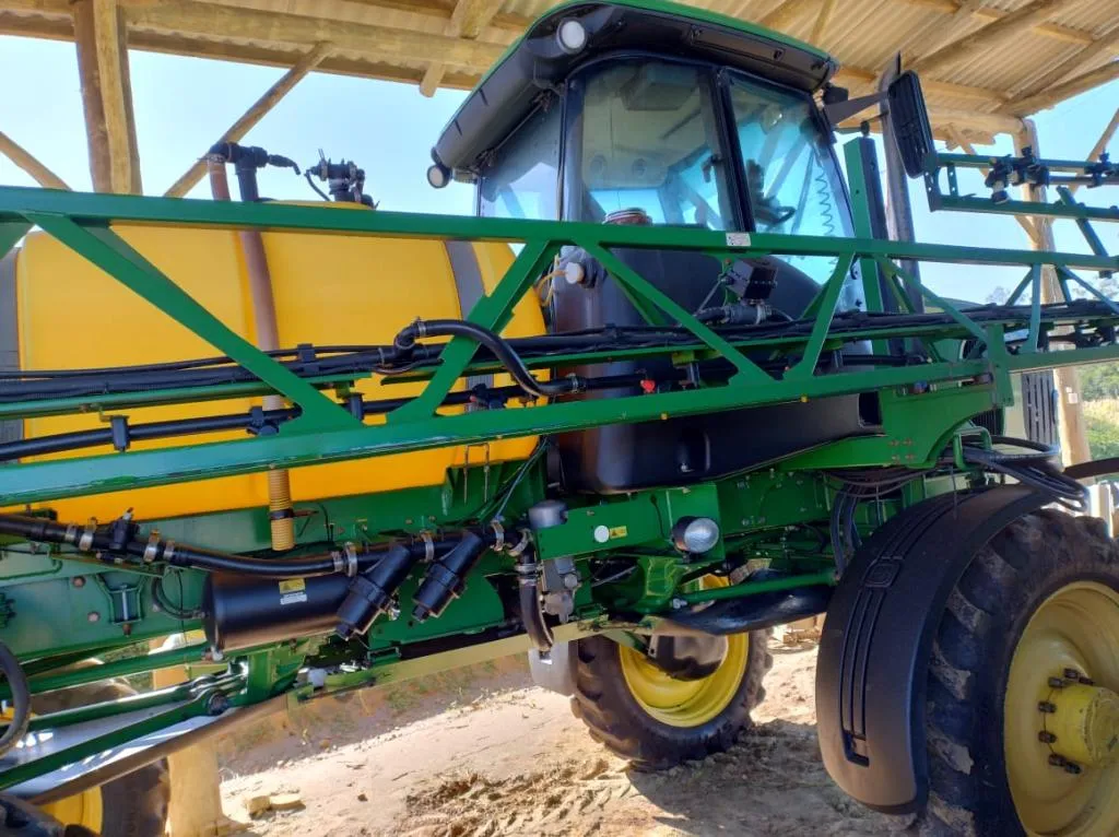 Pulverizador John Deere 4630 Ano 2014