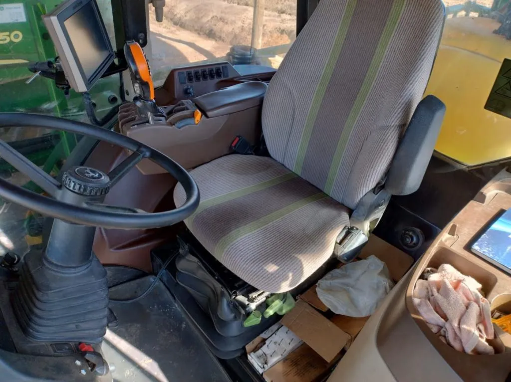 Pulverizador John Deere 4630 Ano 2014