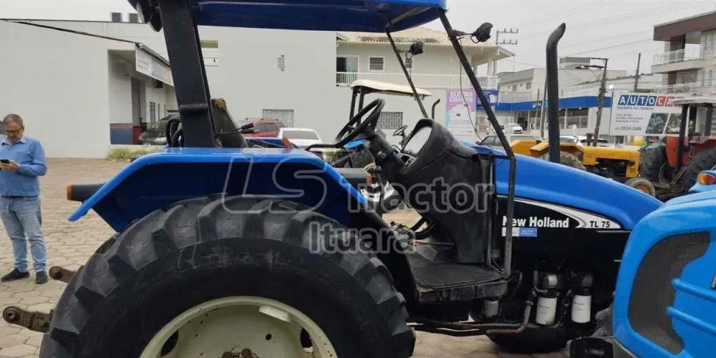 TRATOR NEW HOLLAND NEW TL 75 2004/2004 4x4
