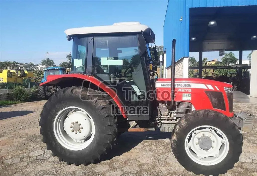 TRATOR MASSEY FERGUSON MF 4275 2015/2015