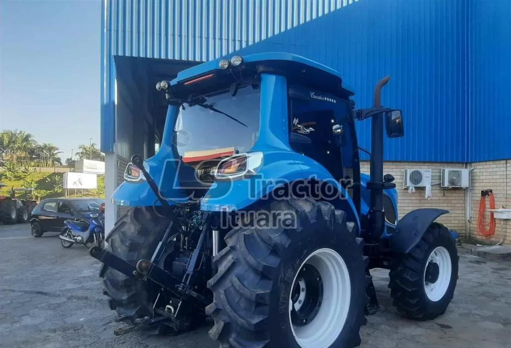 TRATOR LS TRACTOR LS H 125 2021/2021 4x4