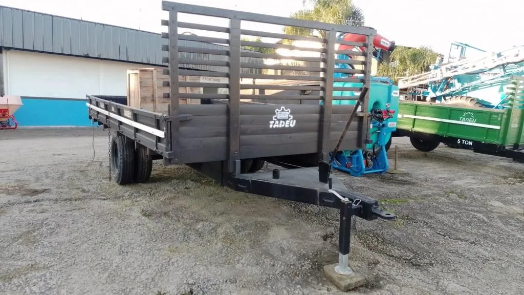 Carreta agricola ceboleira marca Tadeu NOVA