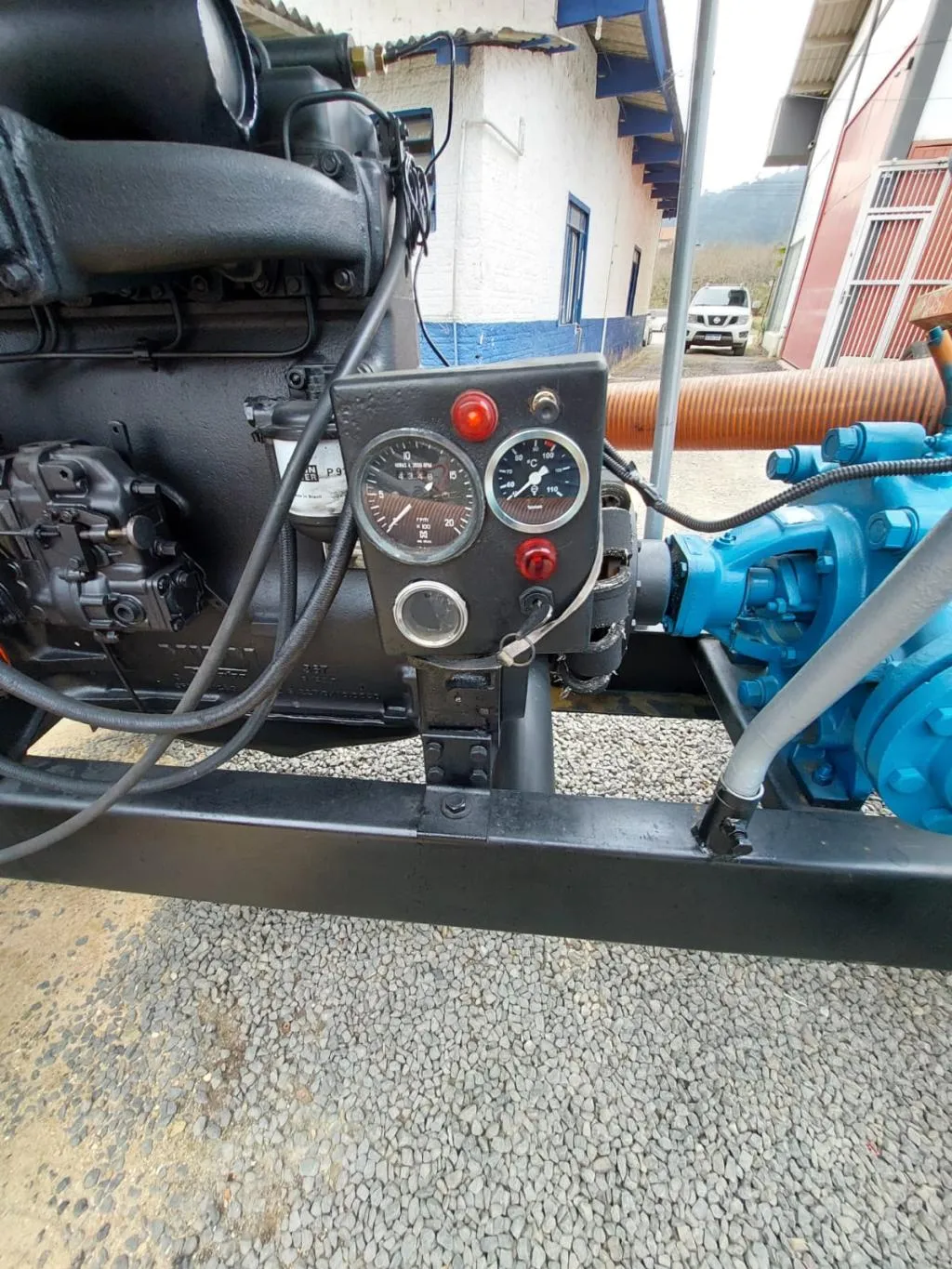 Motor Estacionário de Irrigação com Motor MWM 4 cilindros  KSB 6/80