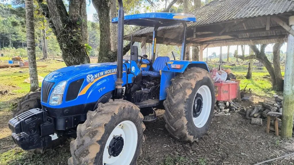 Trator New Holland TT 75 turbo e intercooler de fábrica ano 2020