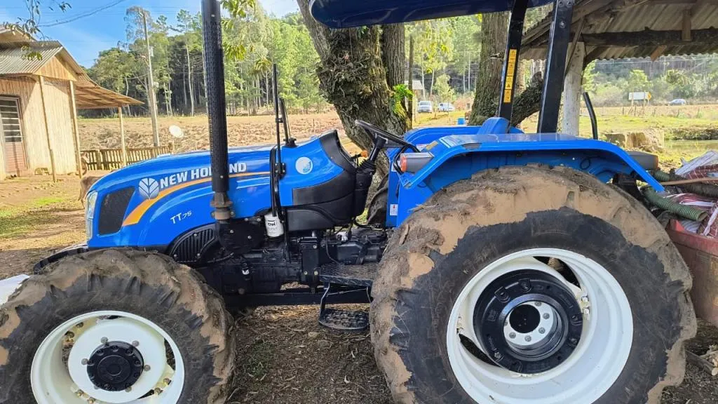 Trator New Holland TT 75 turbo e intercooler de fábrica ano 2020