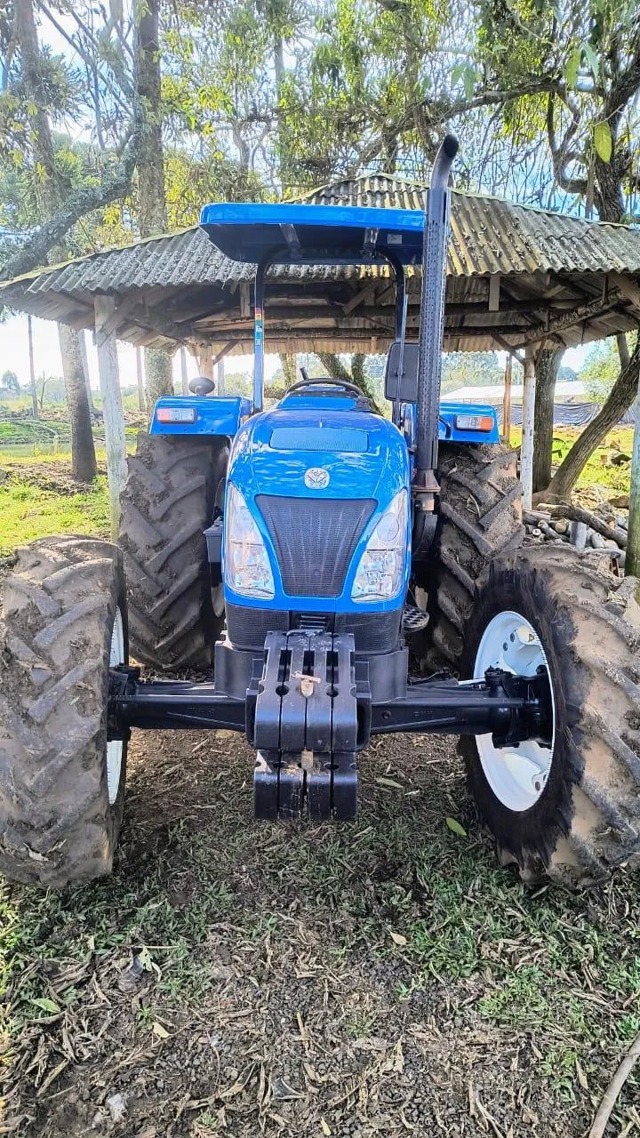 Trator New Holland TT 75 turbo e intercooler de fábrica ano 2020