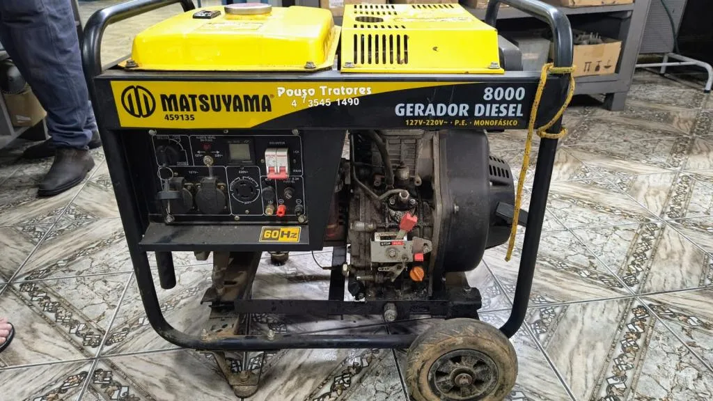 Gerador diesel 13 Hp monofásico 8000