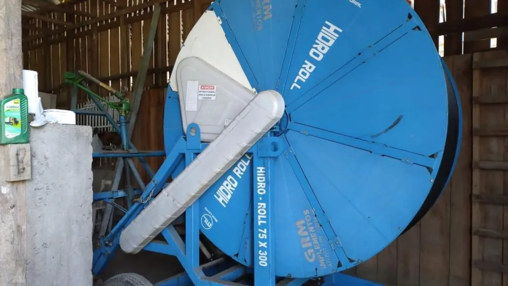 CARRETEL DE IRRIGAÇÃO SETORIAL 300 METROS 75MM MANGUEIRA CANHÃO DE TURBINA