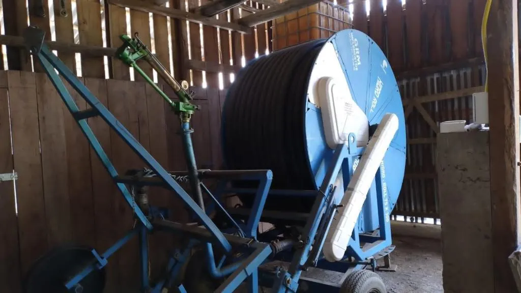CARRETEL DE IRRIGAÇÃO SETORIAL 300 METROS 75MM MANGUEIRA CANHÃO DE TURBINA