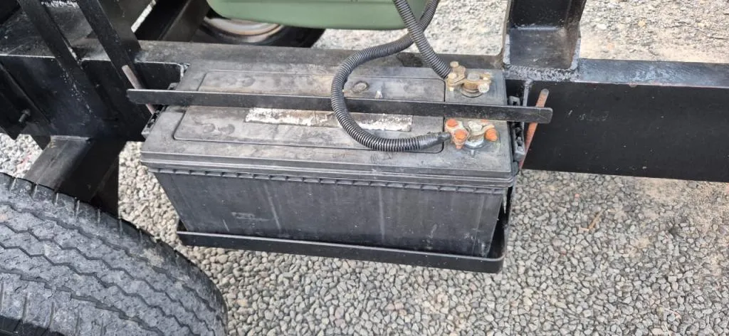 Conjunto Estacionário com motor Mercedes 352 com 130 CVS E Bomba KSB 4/100