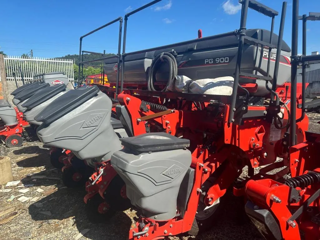 PLANTADEIRA KUHN PG PLUS 7,8 E 9 LINHAS NOVA