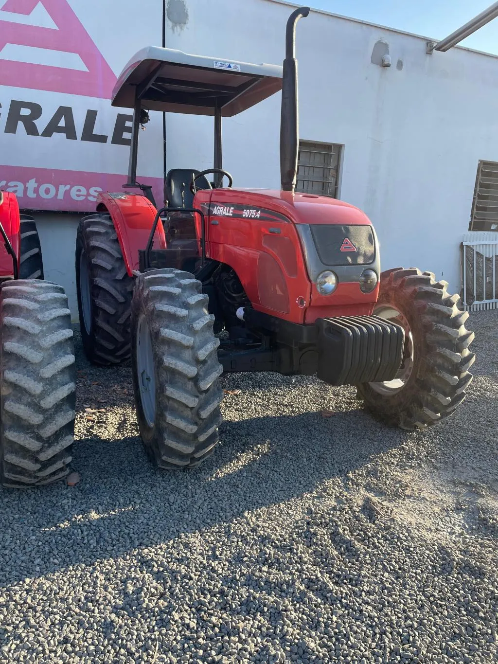 Trator Agrale  Modelo 5075 Ano 2006 com Reversor