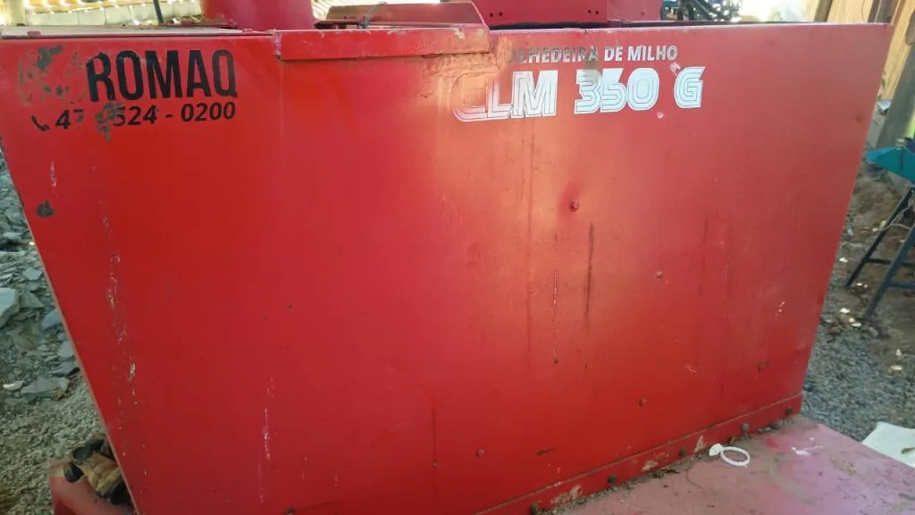 Colhedeira de Milho Jumil JM 350G