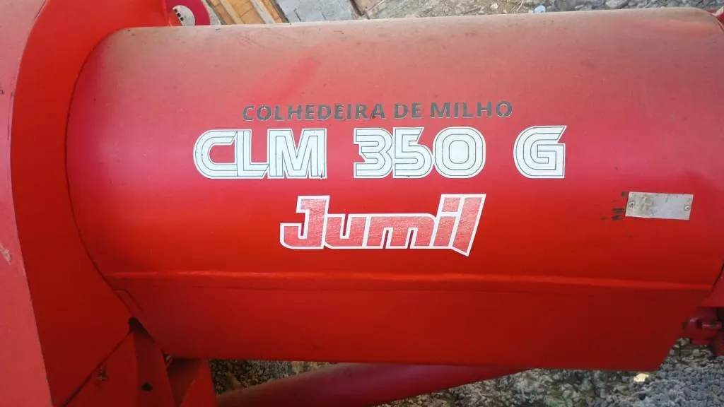 Colhedeira de Milho Jumil JM 350G