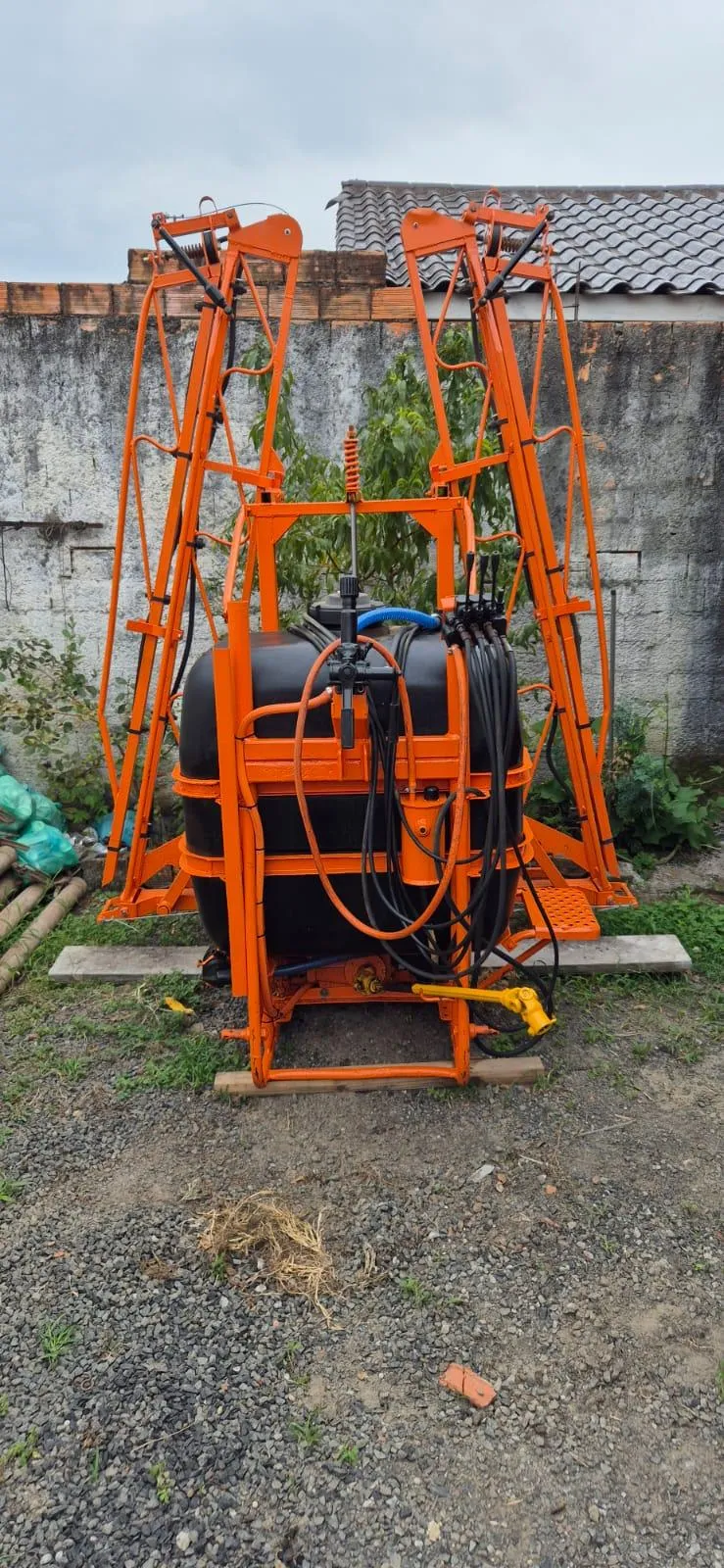 Pulverizador Jacto 400 Litros Hidraulico com 12 metros