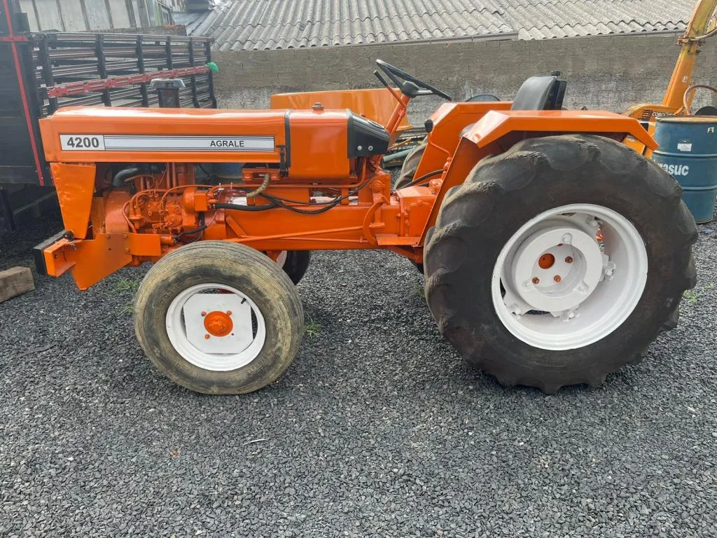 Trator Agrale 4200
