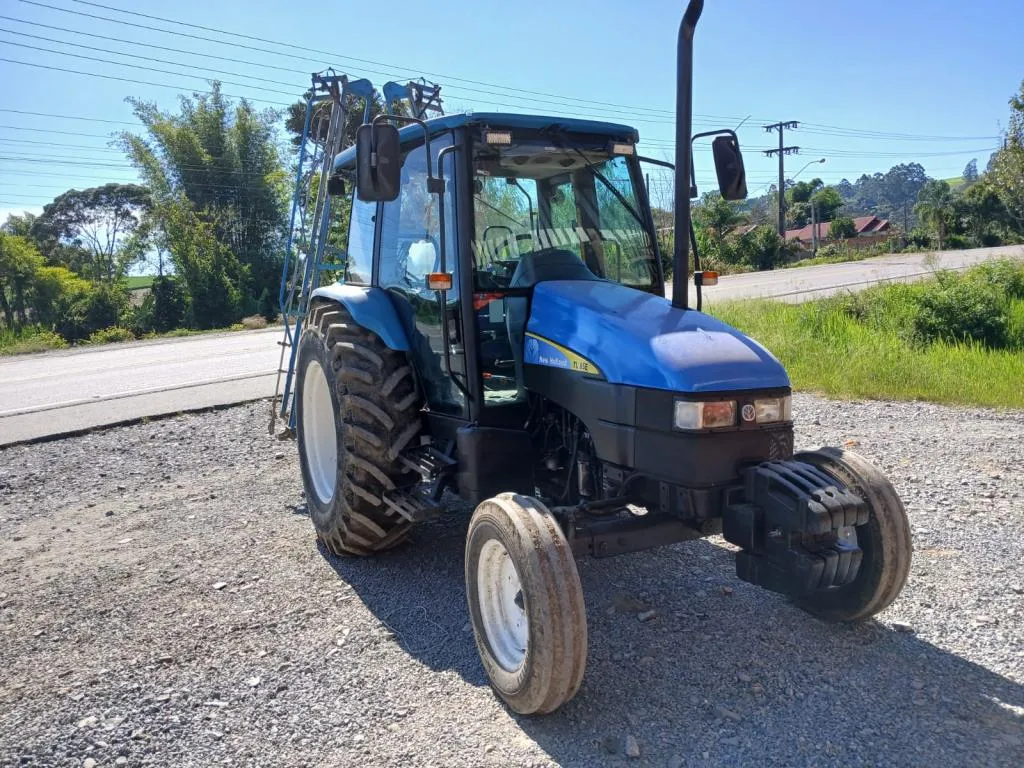 Trator New Holland TL 80 ano 2001 Gabine Original