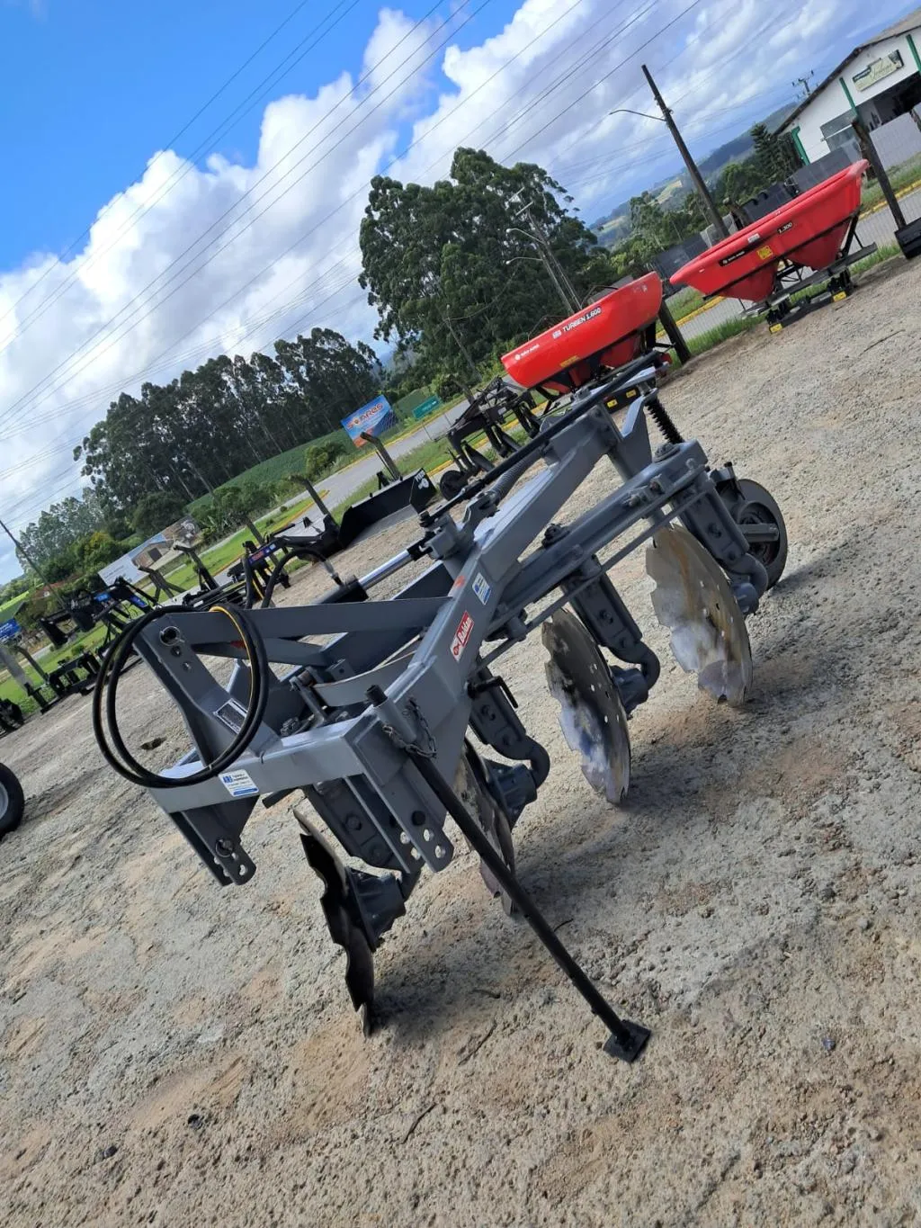 Arado 4 discos 28'' Hidráulico Baldan