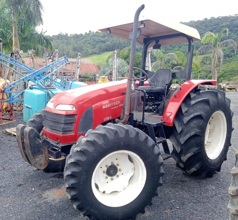 Trator 4x4 Yanmar Agritech 1175 motor 04 cilindros 75cv - Revisado